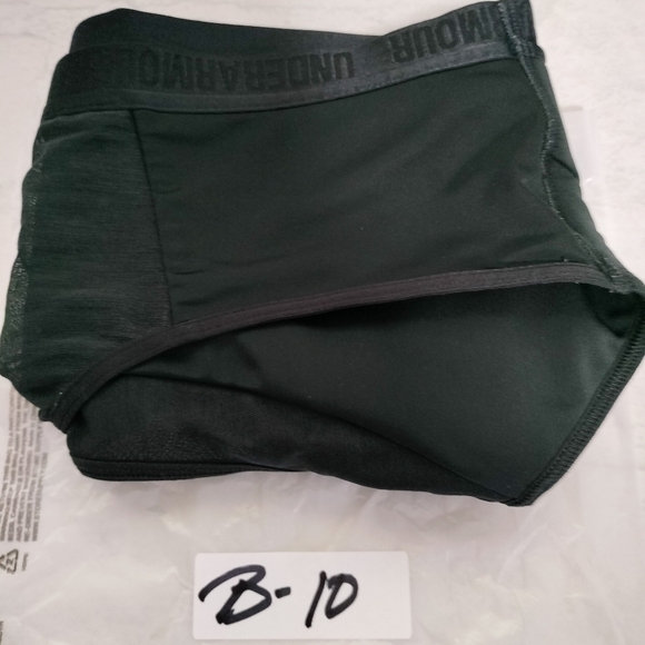 Under Armour Women's Black Sports Bra Lined Athletic Sz M/L Sheer Racerback - Picture 9 of 9